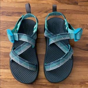 Juniors Chaco sandals